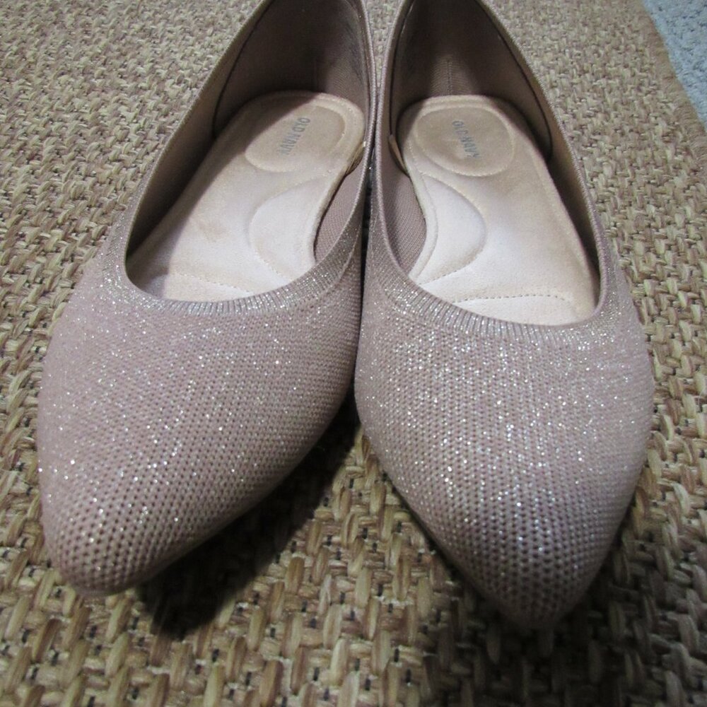 Old Navy - Gold Pointed Flats